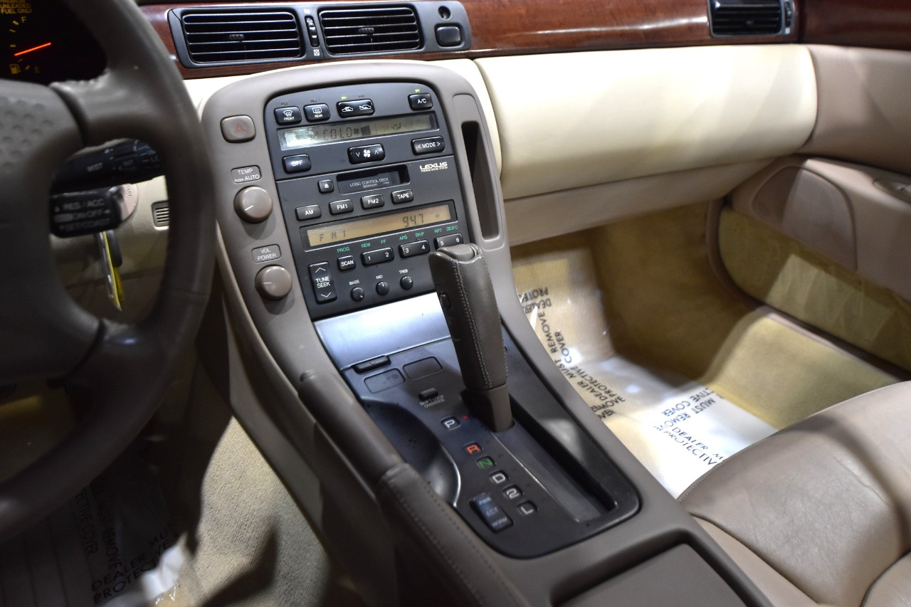 Lexus-SC-1992-Coupe-23