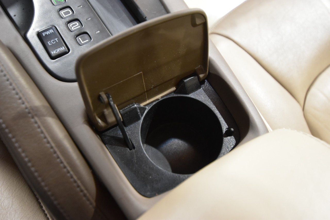 Lexus-SC-1992-Coupe-28