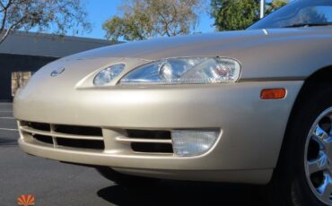 Lexus-SC-1992-Coupe-36
