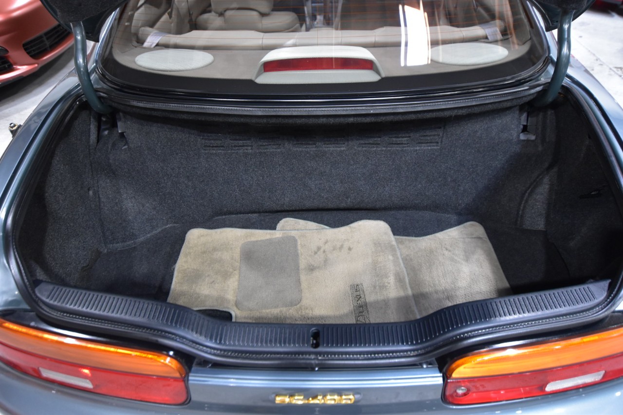 Lexus-SC-1992-Coupe-37