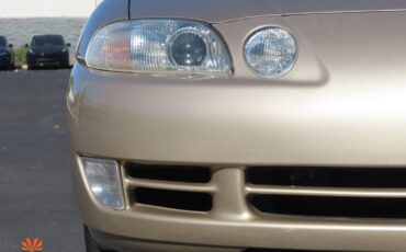 Lexus-SC-1992-Coupe-38