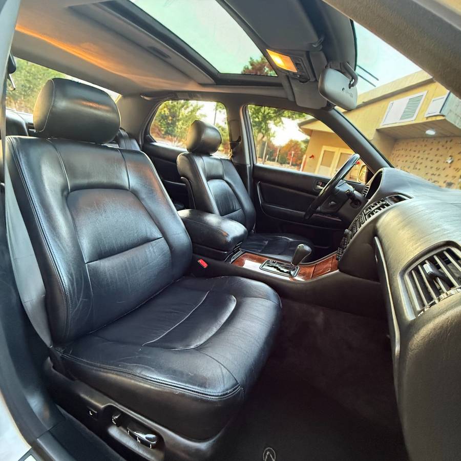 Lexus-ls-1995-grey-9