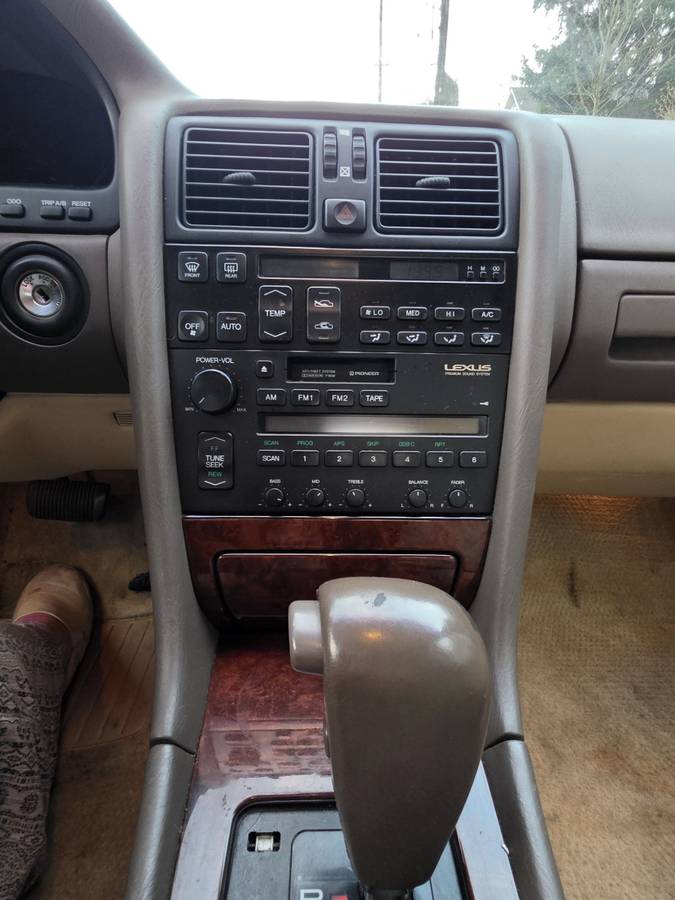 Lexus-ls400-1993-16