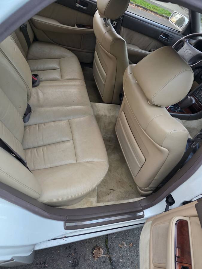 Lexus-ls400-1993-19