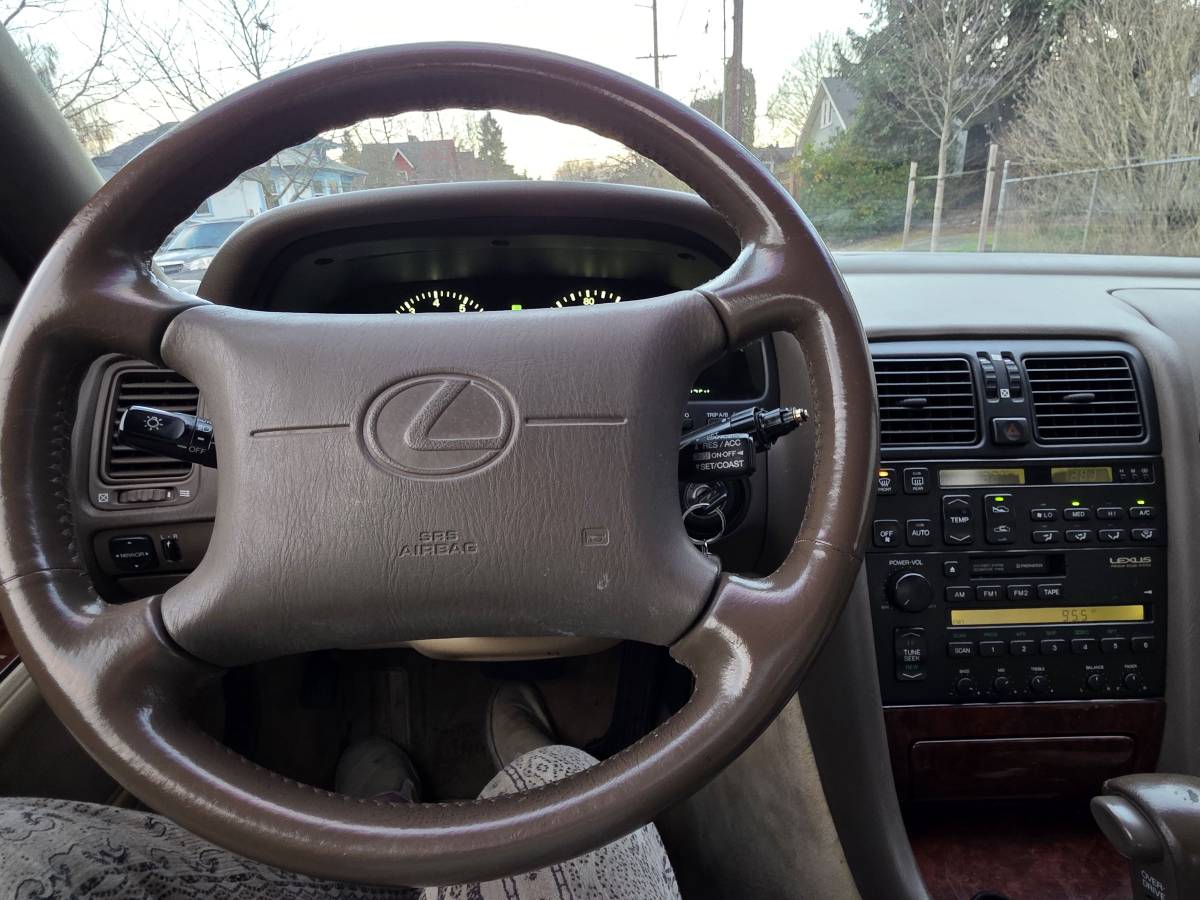 Lexus-ls400-1993-19