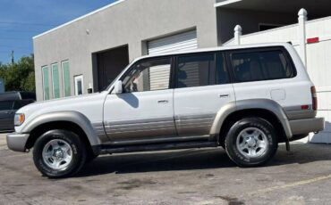 Lexus-lx-1996-white-1