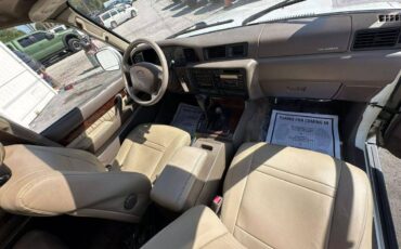 Lexus-lx-1996-white-12