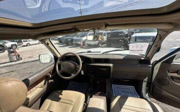 Lexus-lx-1996-white-18