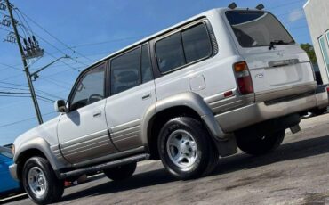 Lexus-lx-1996-white-2