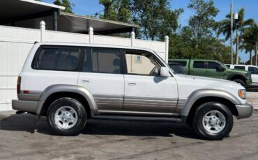 Lexus-lx-1996-white-4