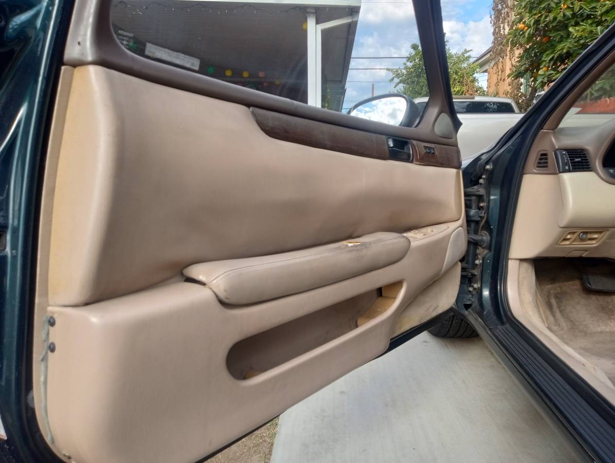 Lexus-sc-300-1995-green-2