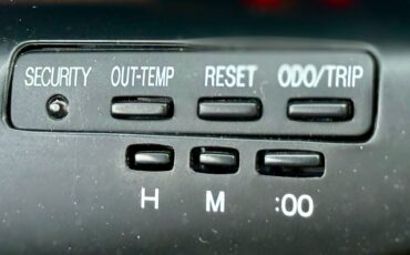 Lexus-sc-300400-1995-white-1