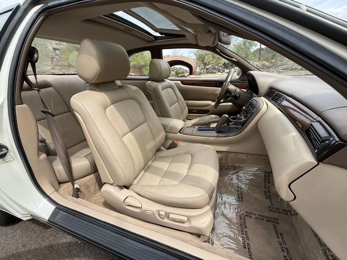 Lexus-sc-300400-1995-white-16