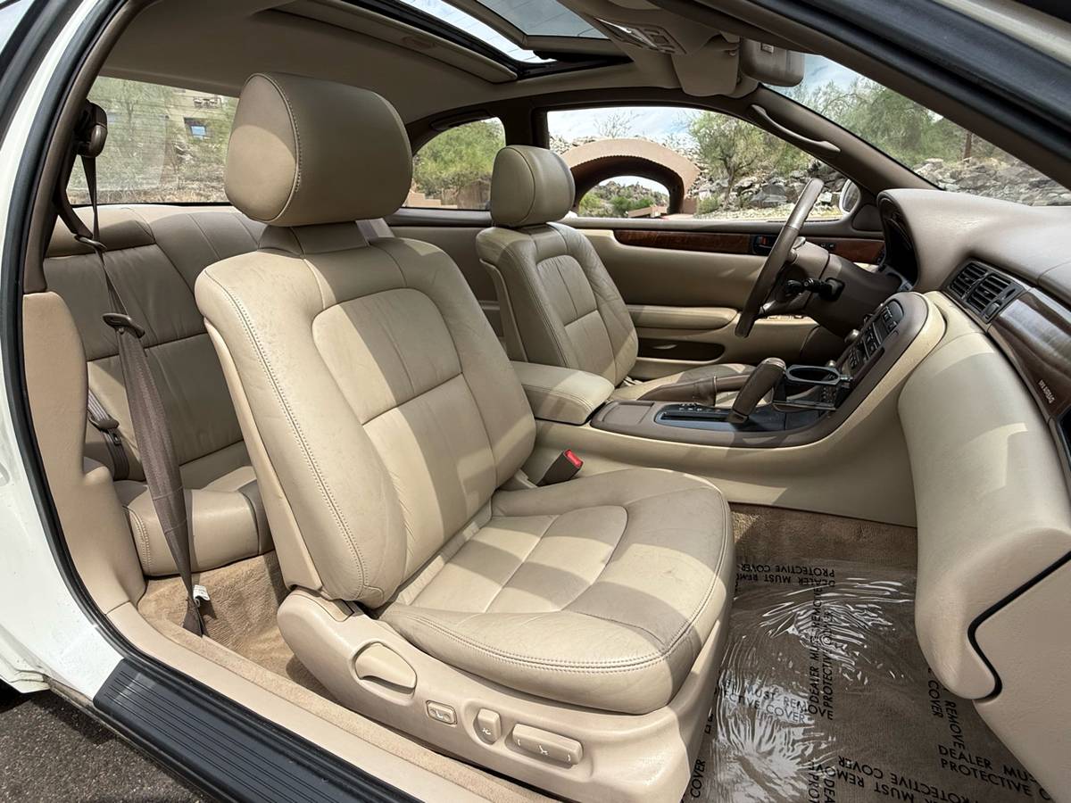 Lexus-sc-300400-1995-white-17