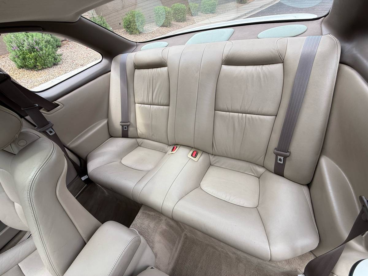 Lexus-sc-300400-1995-white-18