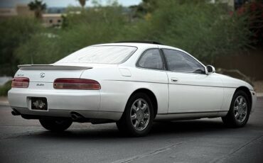 Lexus-sc-300400-1995-white-9