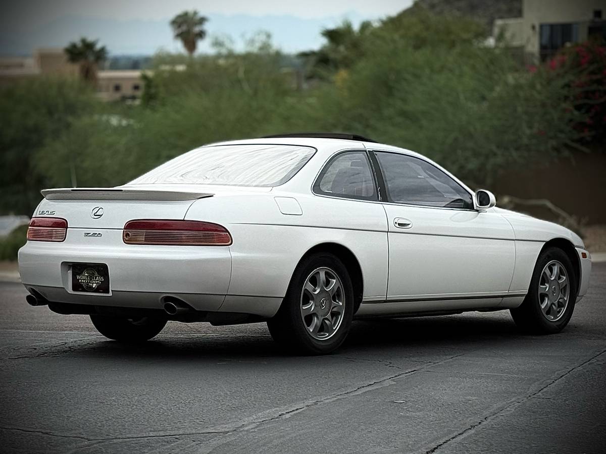 Lexus-sc-300400-1995-white-9