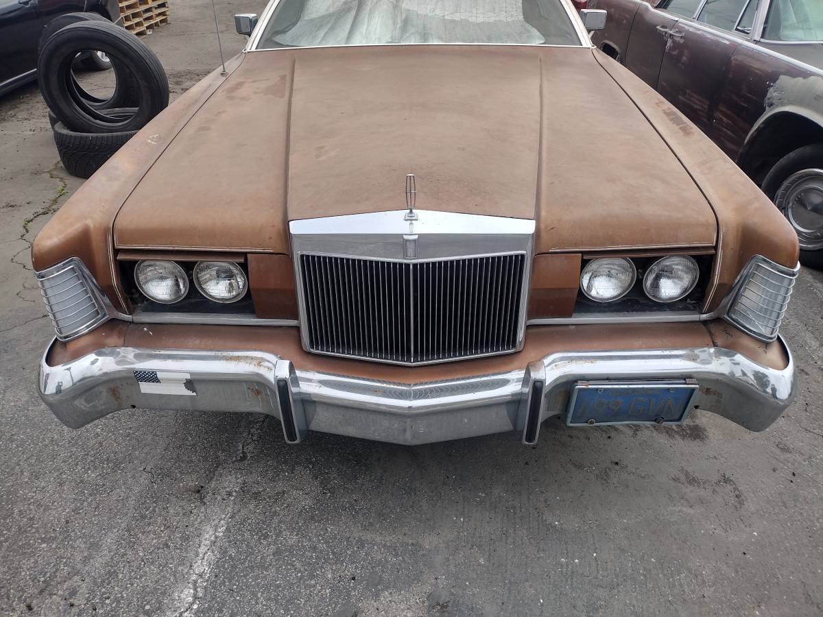 Lincoln-1973-brown