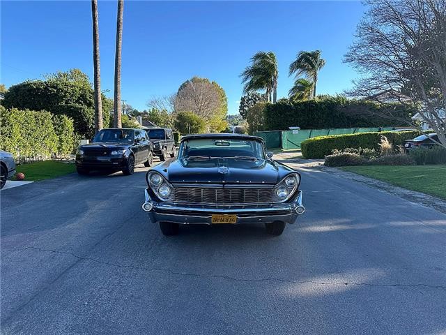 Lincoln-Capri-Continental-1959-Coupe-14