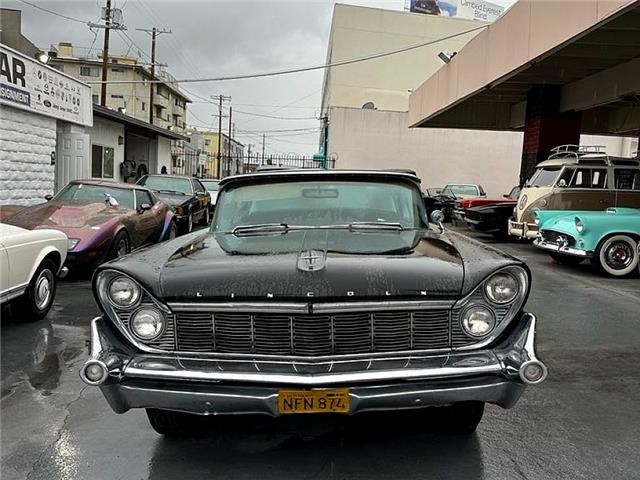 Lincoln-Capri-Continental-1959-Coupe-8