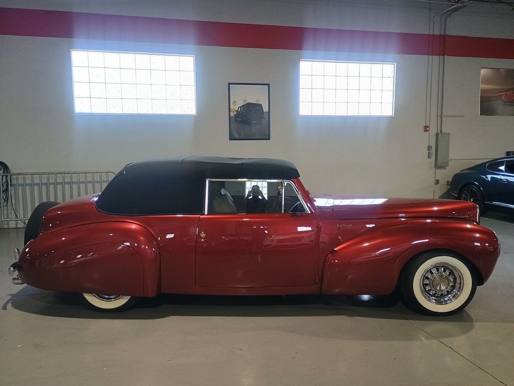 Lincoln-Continental-1941-Coupe-6