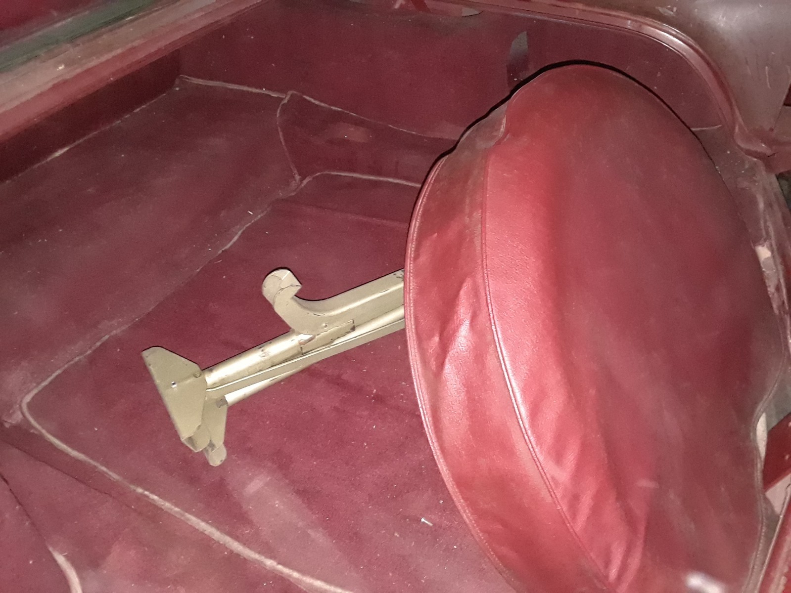 Lincoln-Continental-1956-Coupe-22