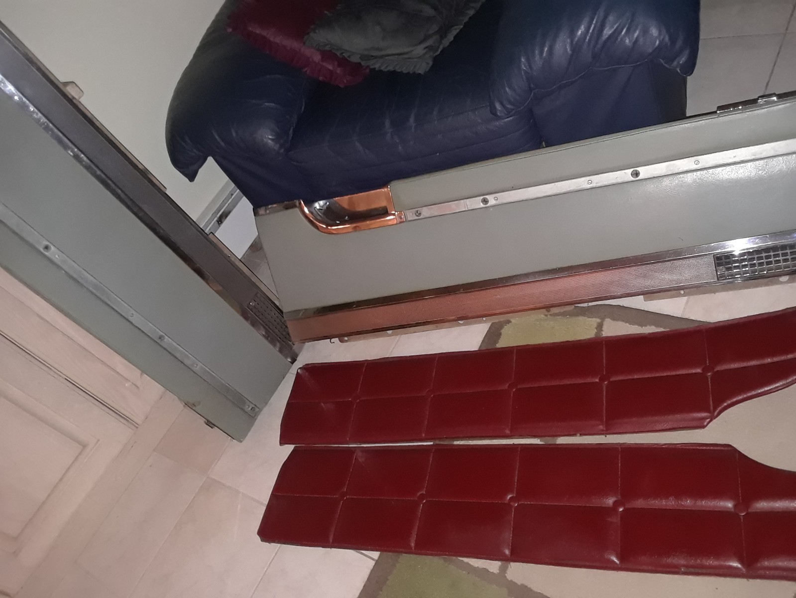 Lincoln-Continental-1956-Coupe-25