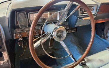 Lincoln-Continental-1962-Classic-Car-16