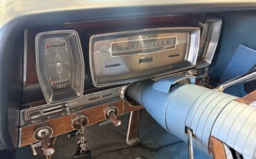 Lincoln-Continental-1962-Classic-Car-17