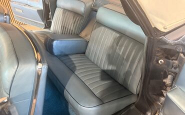 Lincoln-Continental-1962-Classic-Car-30