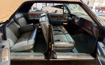 Lincoln-Continental-1962-Classic-Car-38