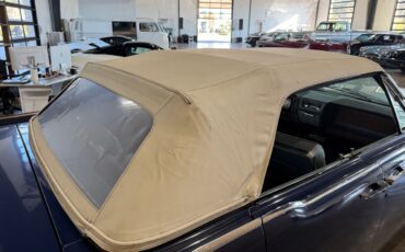 Lincoln-Continental-1962-Classic-Car-8