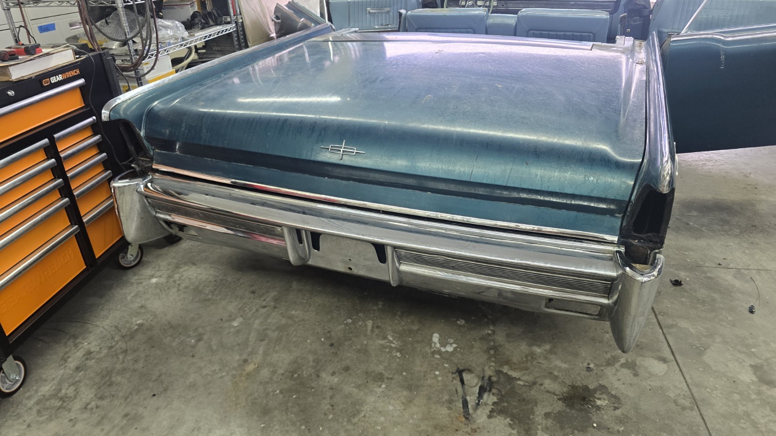 Lincoln-Continental-1965-Convertible-10