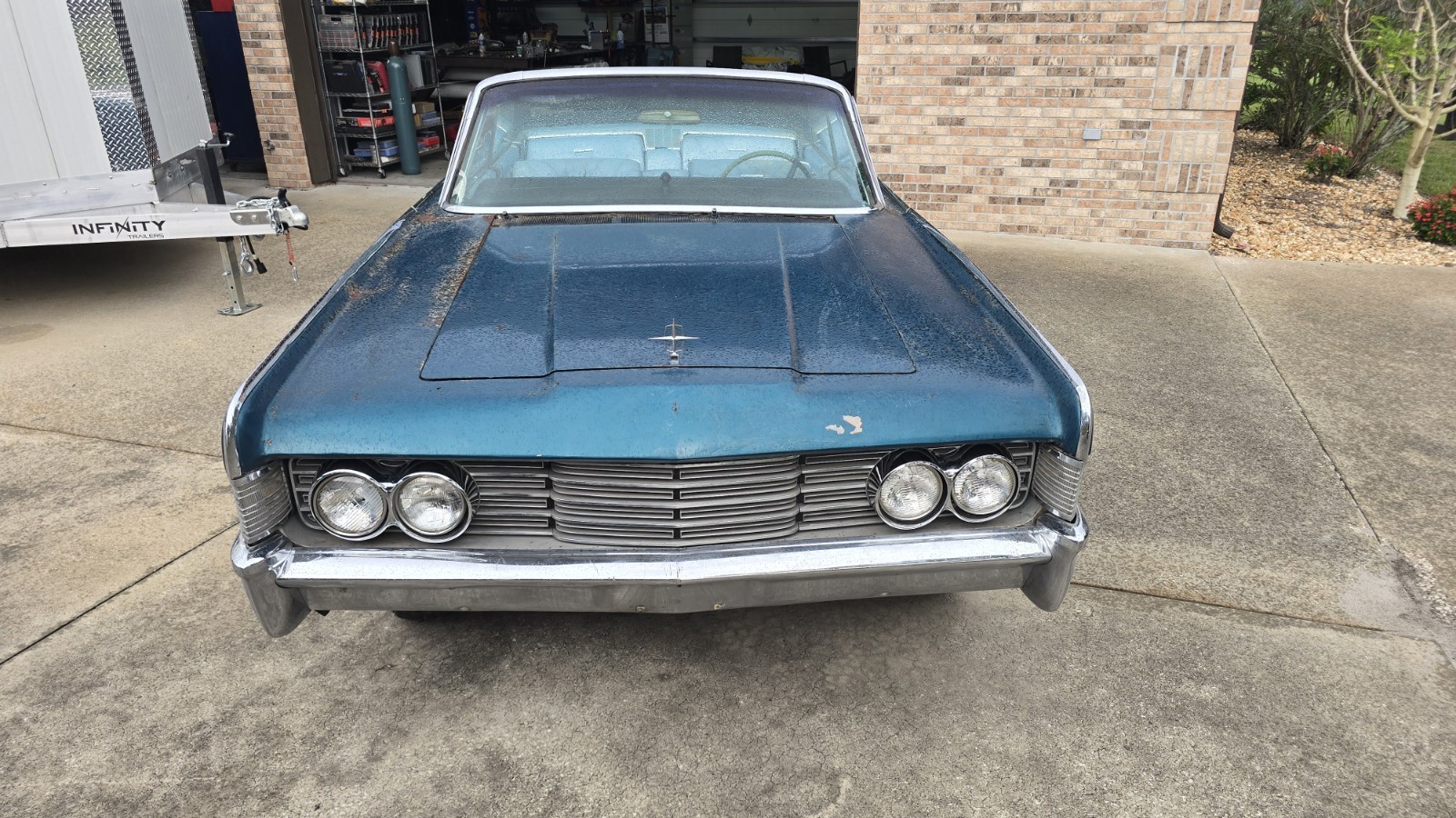 Lincoln-Continental-1965-Convertible-2