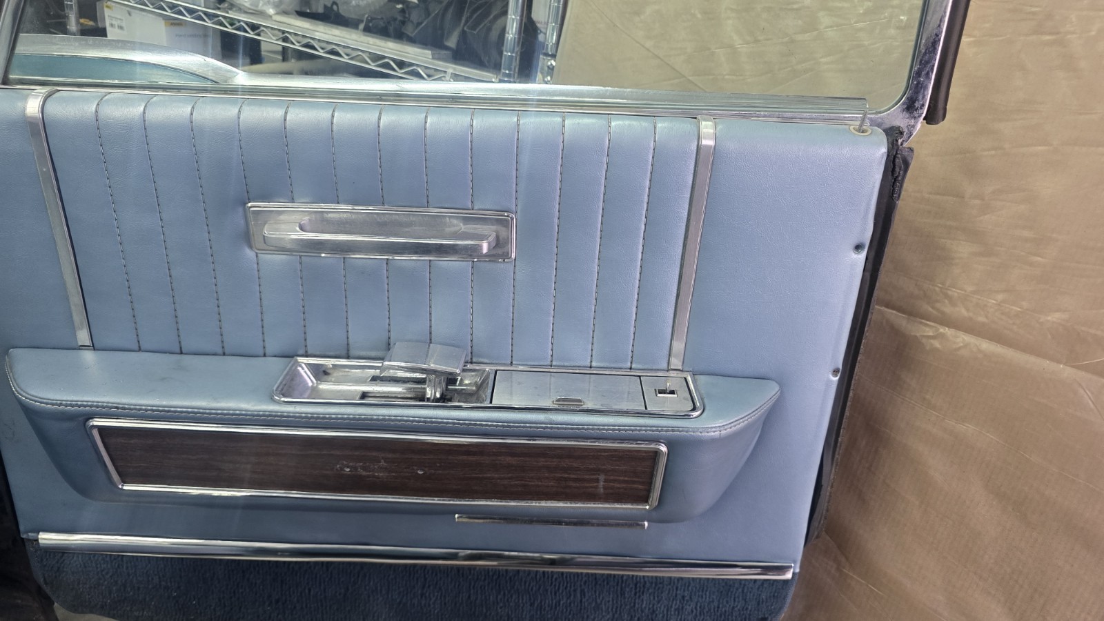 Lincoln-Continental-1965-Convertible-8