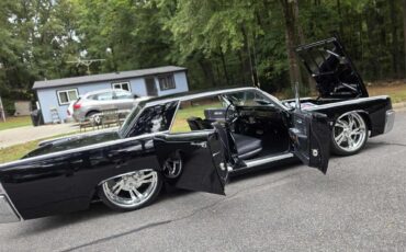 Lincoln-Continental-1966-black-black