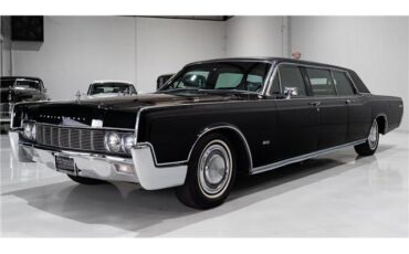 Lincoln-Continental-1967-Sedan-1