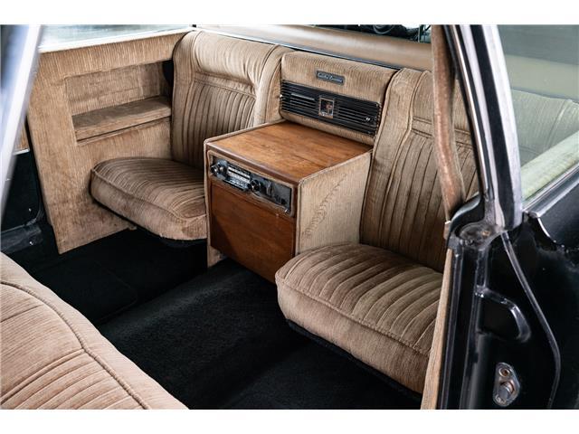 Lincoln-Continental-1967-Sedan-20