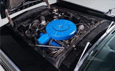 Lincoln-Continental-1967-Sedan-22