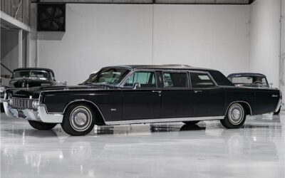 Lincoln Continental 1967 Sedan