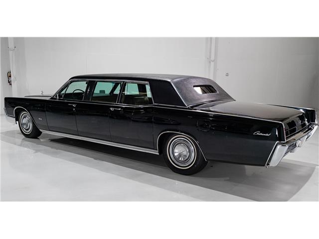 Lincoln-Continental-1967-Sedan-7