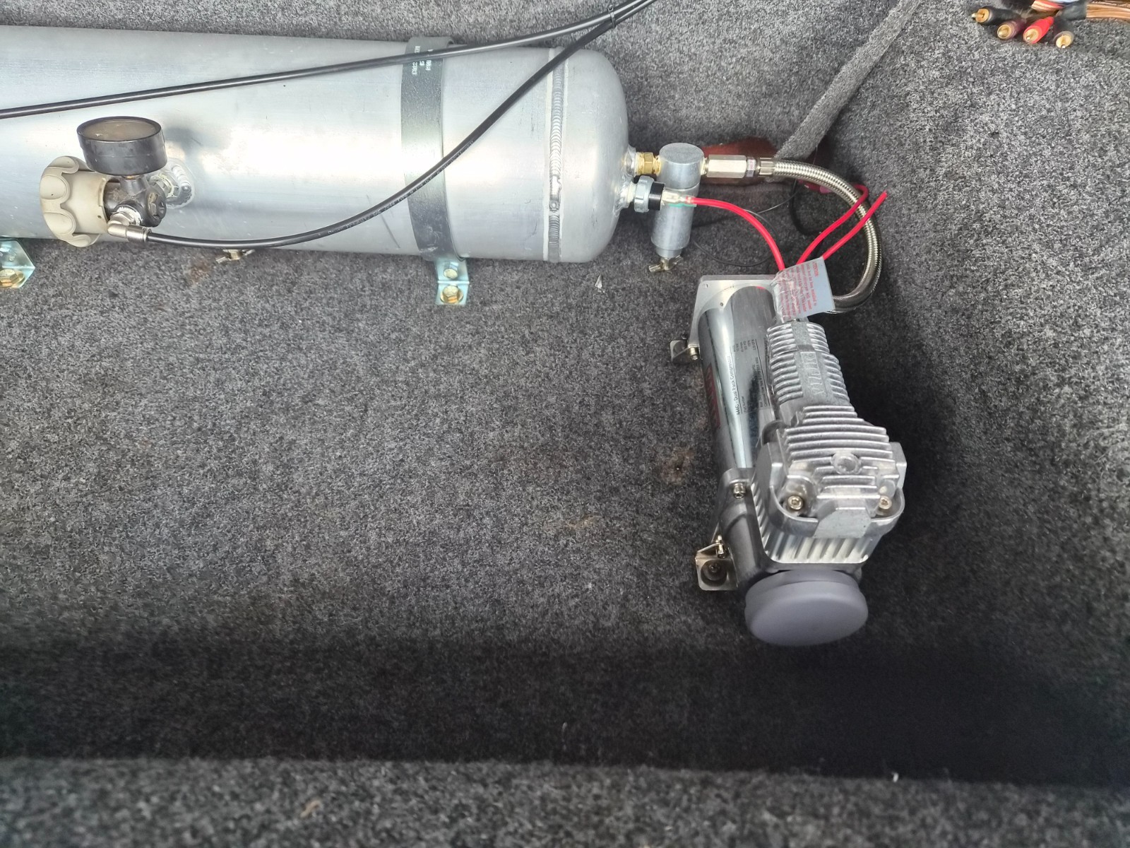 Lincoln-Continental-1969-Sedan-19