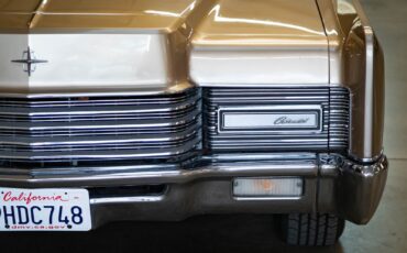 Lincoln-Continental-1970-4-Door-Sedan-16