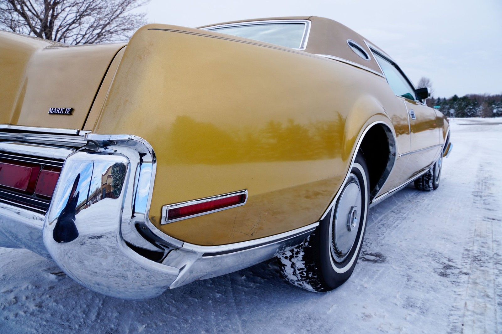 Lincoln-Continental-Mark-IV-1973-Coupe-28