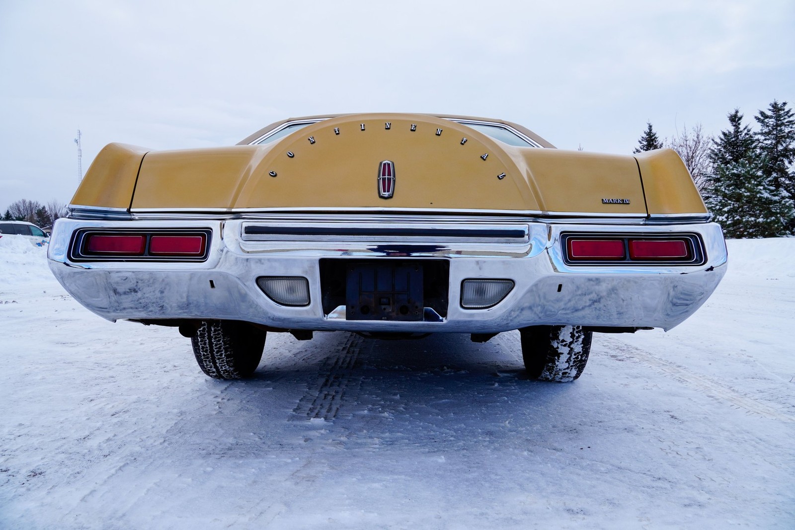 Lincoln-Continental-Mark-IV-1973-Coupe-34