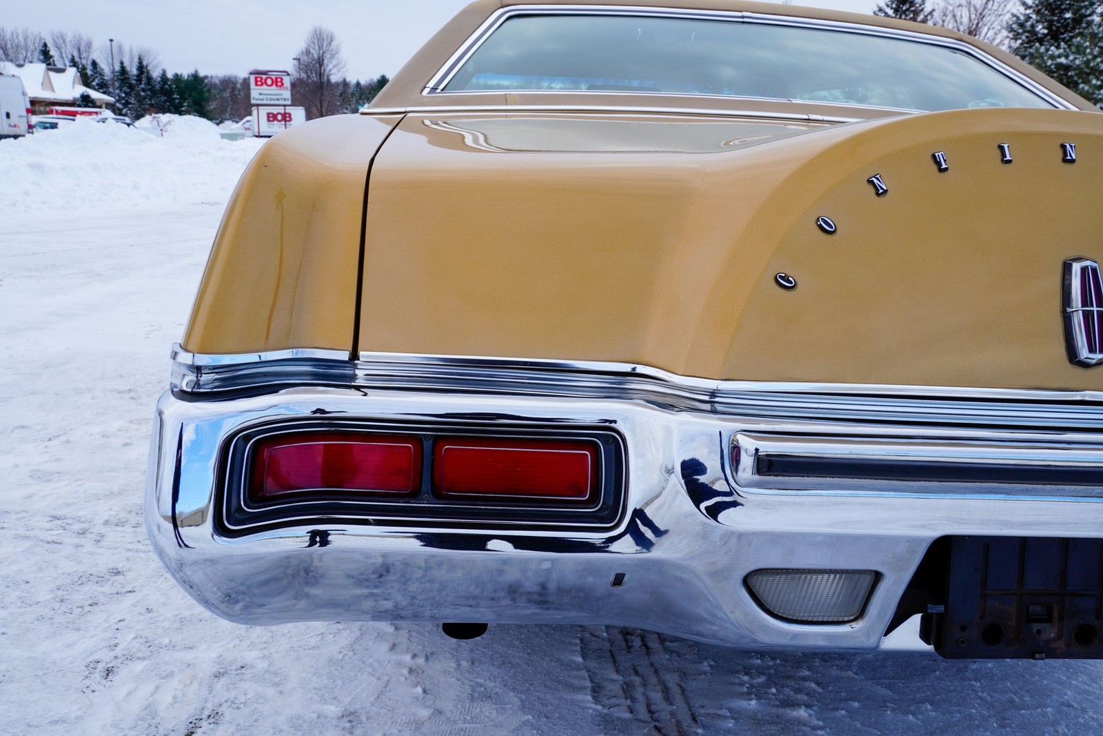 Lincoln-Continental-Mark-IV-1973-Coupe-35