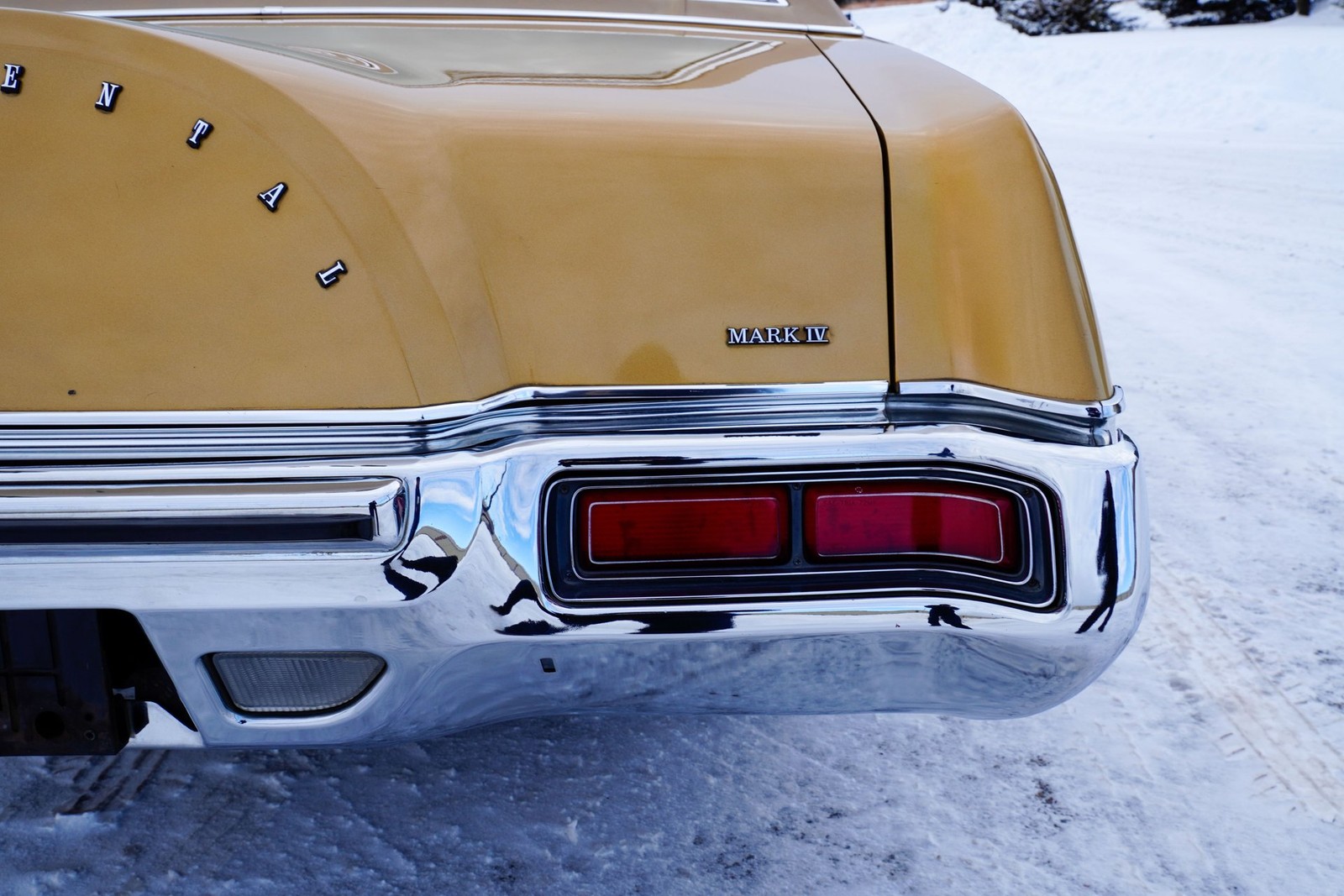 Lincoln-Continental-Mark-IV-1973-Coupe-37