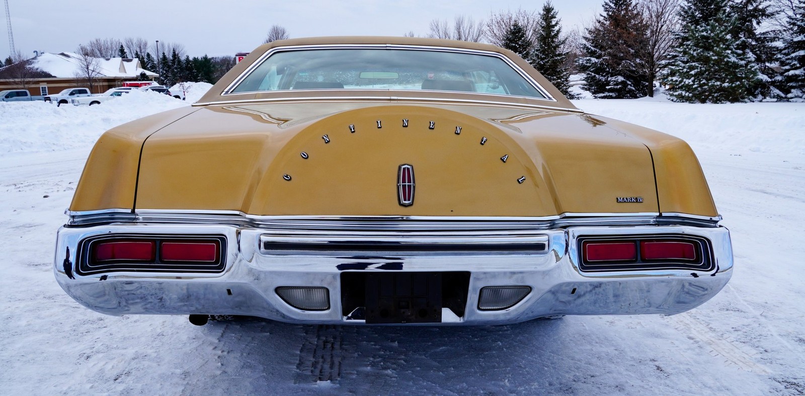 Lincoln-Continental-Mark-IV-1973-Coupe-4
