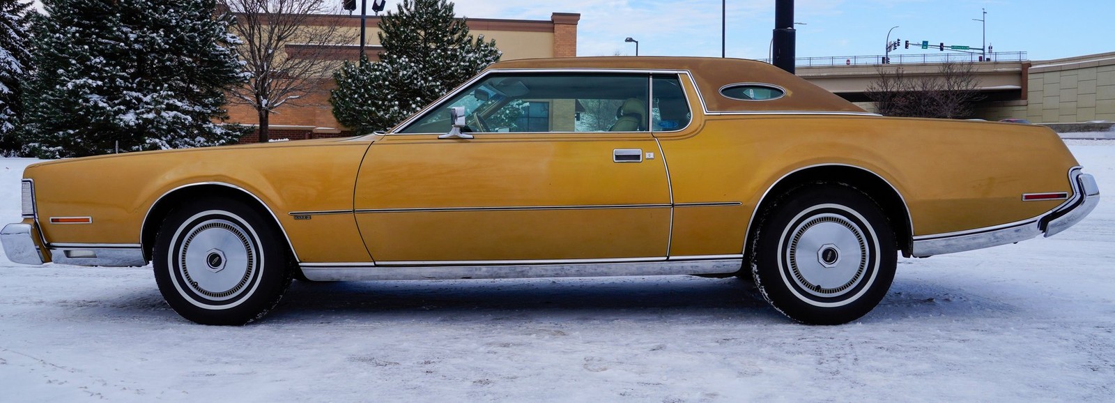 Lincoln-Continental-Mark-IV-1973-Coupe-6
