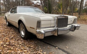 Lincoln-Continental-mark-iv-1974-White-Brownwhite-14